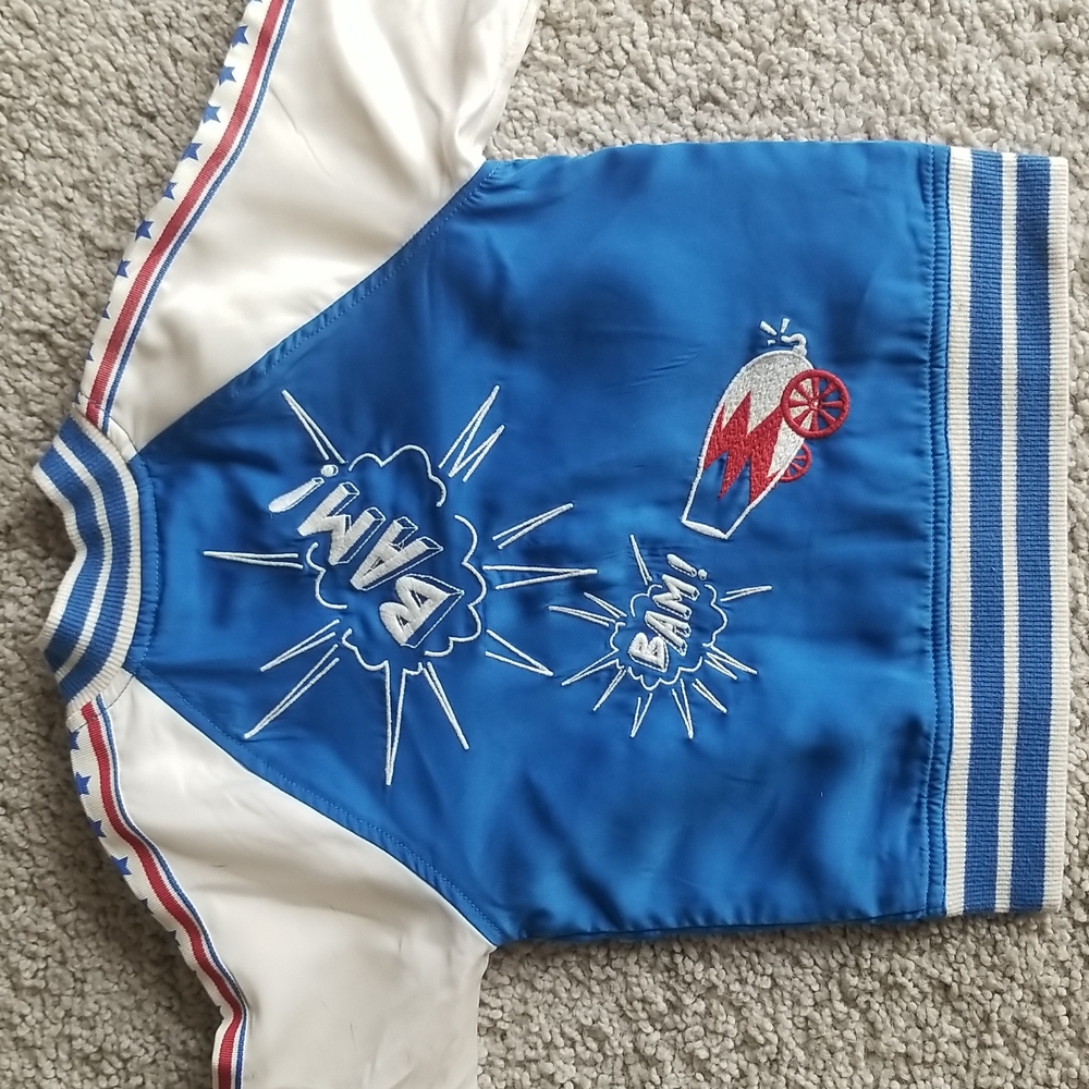 Little boys light jacket size 3t